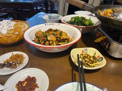-富正毅三下锅·湘西韵味(天门山索道店)