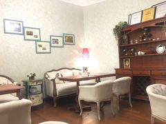 -燕庭·纯燕窝·甜品下午茶(南京西路店)