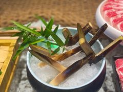 -慢丽江·云南野生菌土鸡锅(付家庄店)