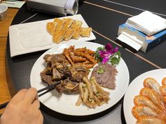 -黄泥岗·地道湖北菜(奥特莱斯店)