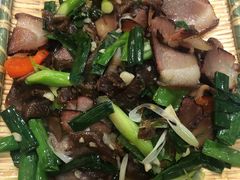 -余家庄肥肠鱼地方汤锅(银杏大道店)
