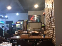 大堂-陈员外正宗夹江烧烤(广福路店)