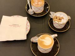 -Salon de The de Joel Robuchon(外滩18号店)