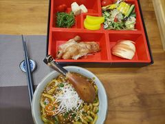 自家制咖喱乌冬面定食-越日本料理(新地假日广场店)
