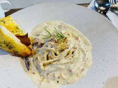 -蓝山四季西餐植物店