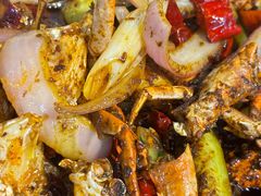 -休记光头香辣蟹干锅店(衣冠庙店)