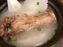 筒骨萝卜煲-卤儿道道(经纬店)