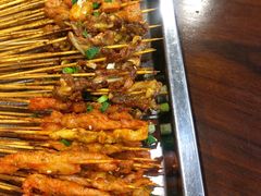 -老蚌埠烤串·新派烧烤·油边王(工农路店)