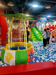 点击看大图 -咔叮卡丁·儿童室内赛车馆