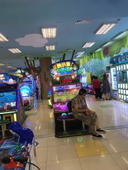 -莫莉幻想儿童乐园(武汉金银潭永旺店)