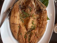 -Chom Cafe and Restaurant