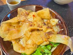 -阿山卓·野生菌火锅·纳西火塘烤肉