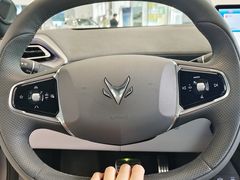 -北汽鹏龙ARCFOX极狐(国贸店)