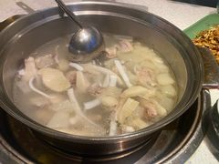 -润园四季椰子鸡火锅(海上世界店)
