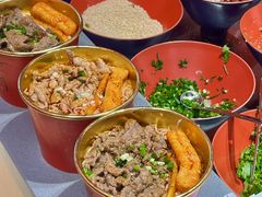 -鹤江桥·红油牛肉粉(SKP店)