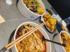 -W COLLECTIVE  DESSERT SHOP