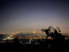 -鬼笑石后山停车场
