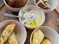 小吃拼盘-ELI FALAFEL Lebanese&Mediterranean黎巴嫩美食(富城路店)