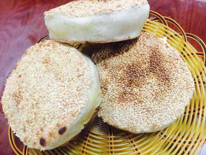 刘超羊汤-"凌源没啥特色,也就是羊汤烧饼.头一天晚上.