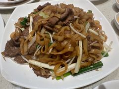 干炒牛河-香港新发烧腊茶餐厅(书城店)