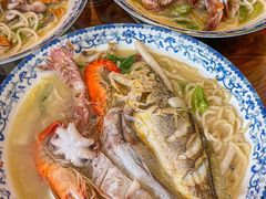 -霆记海鲜·只为这碗面(滨江店)