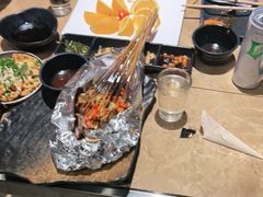-何师烧烤Pro ·江湖川菜·小龙虾·精酿(太古里旗舰店)