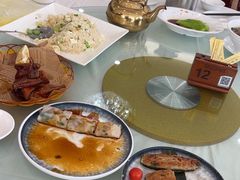 -泉龙渔村·粤式早茶·金牌烧鹅(中山三乡店)