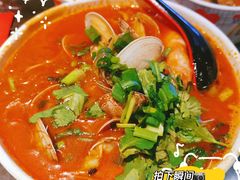 -何记花甲(卓悦汇旗舰店)