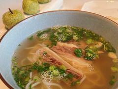 精选牛腩清汤米线-炳胜私厨(中达旗舰店)