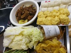 -屯老二农家铁锅炖·行业领军者(梅江店)