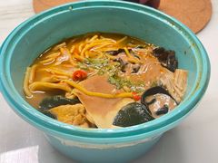 -华府九号海鲜烧烤大排档(龙域店)