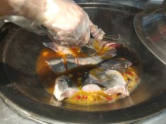 -屯老二农家铁锅炖·行业领军者(梅江店)