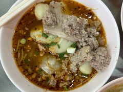 猪肉细米粉汤-榮泰米粉湯(Left Shop)