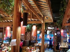 -野山舂·贵州现舂酸汤火锅(鸿通城店)