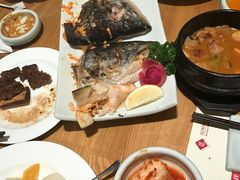 -萨拉伯尔水源素问店·韩国宫廷料理(人民路店)