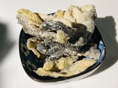 鲜炸鱼皮-無牌小范·香港明星美食