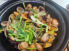 -蚝堡海鲜·威海菜·海肠捞饭·烧烤·亚洲吃蚝公司(幸福门店)