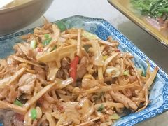 笋干炒肉-朗妈私房菜(婺女州店)