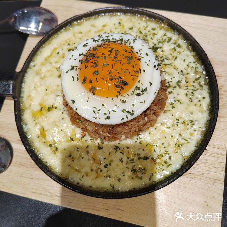 铁丳 chǎn 烤串·东北烧烤·哈尔滨大油边