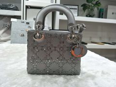 -IRENCE伊琳丝奢侈品皮具护理(二手鉴定世界广场店)