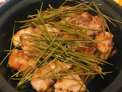 雪松熏小排-龙桥私厨·姜花菊花过桥鱼·顺德菜(容桂店)