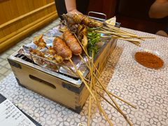 -云晓光头烧烤吧(德平路店)