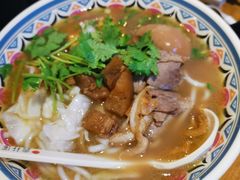 -鑫花溪牛肉米粉(人民广场店)