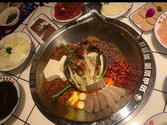 -贤合庄卤味火锅(安吉万达店)
