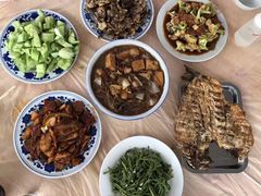 -百里峡七彩艺术小镇