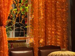 -Cuc Gach Quan Restaurant