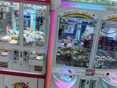 -爱玩嘉年华(龙湖曲江天街店)