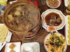 -阿润打边炉·鲜切鸡煲(华漕店)