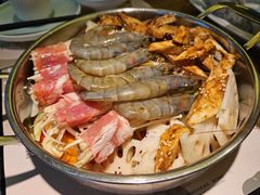 -黄记煌三汁焖锅(新佳丽江汉路店)