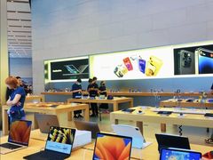 -Apple零售店(华贸购物中心店)